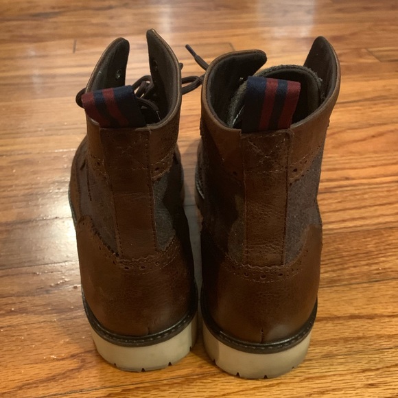 Fred Perry Northgate Leather and Wool Boots - Picture 2 of 8